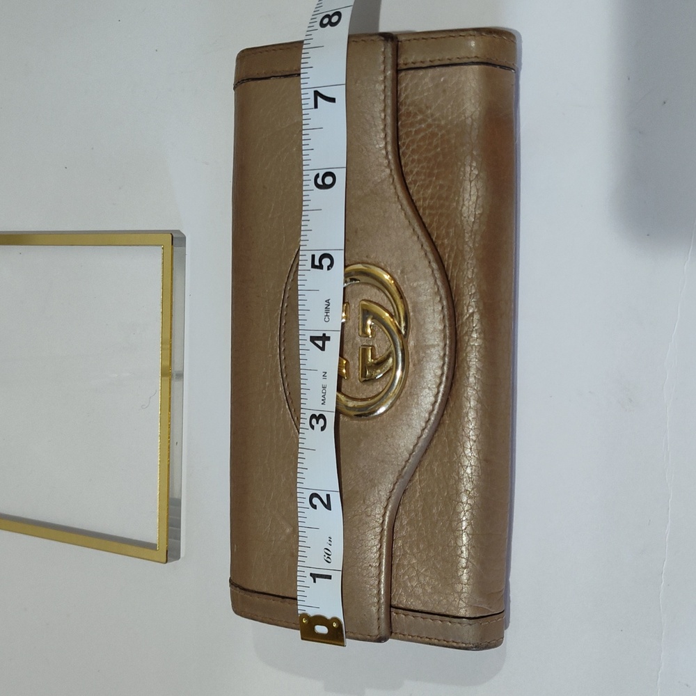 Gucci Beige Leather Wallet - Picture 10 of 11